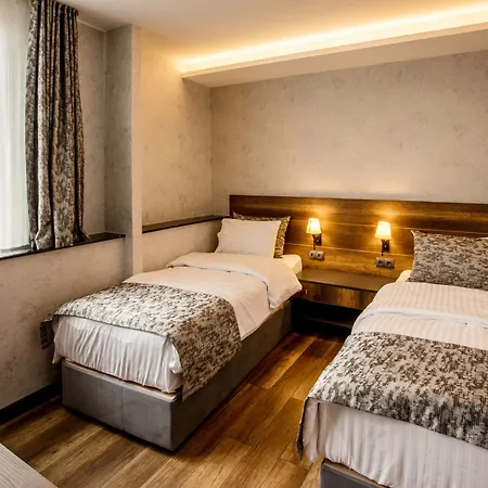 Life Point Hotel 3*