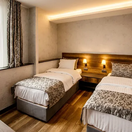 Life Point Szálloda 3*