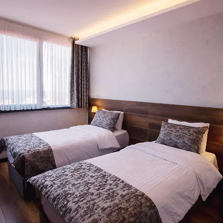 Life Point Szálloda 3*