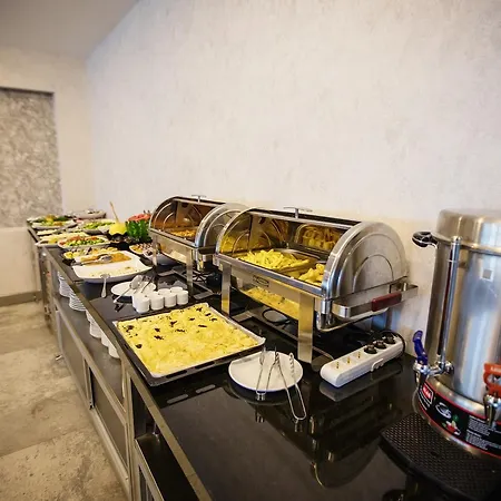 Life Point Szálloda 3*