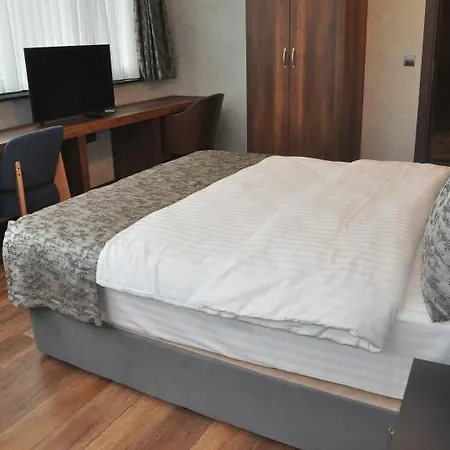 Life Point Hotel