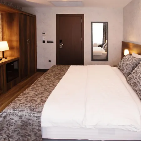 Hotel Life Point 3*