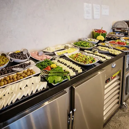 Отель Life Point 3*